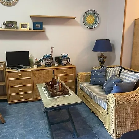 Letojanni Apartament Casa vacanze *