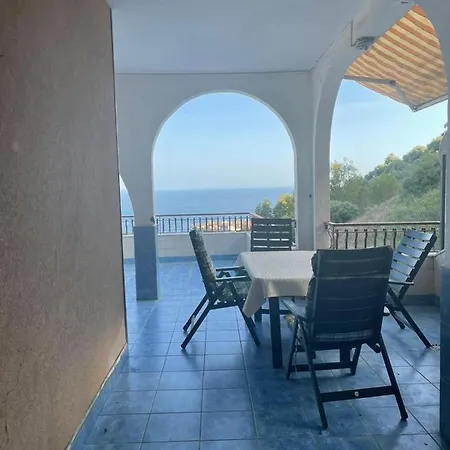 Letojanni Apartament * Letojanni