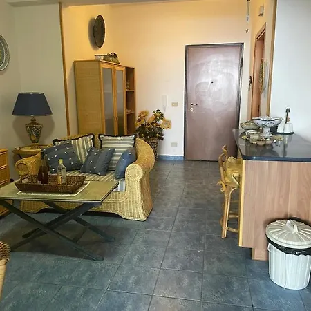 Letojanni Apartament